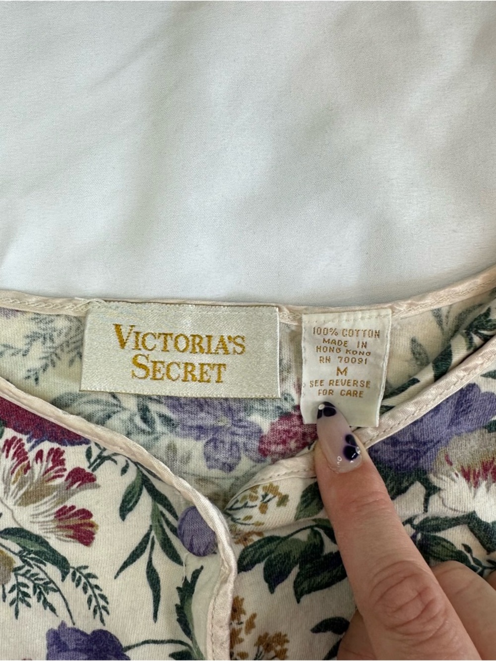 Victoria's Secret Vintage Floral Pajama Set - Picture 2 of 6
